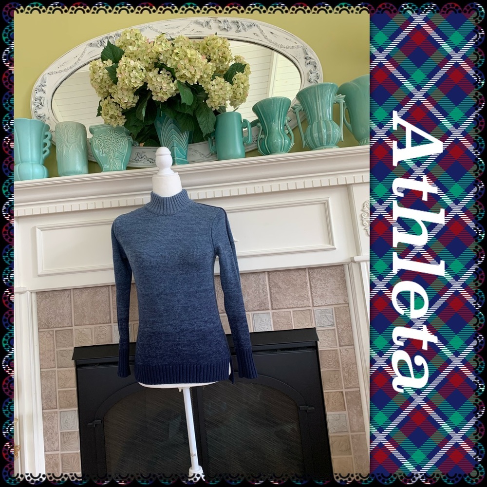 Athleta ombré turtleneck sweater, size XXS